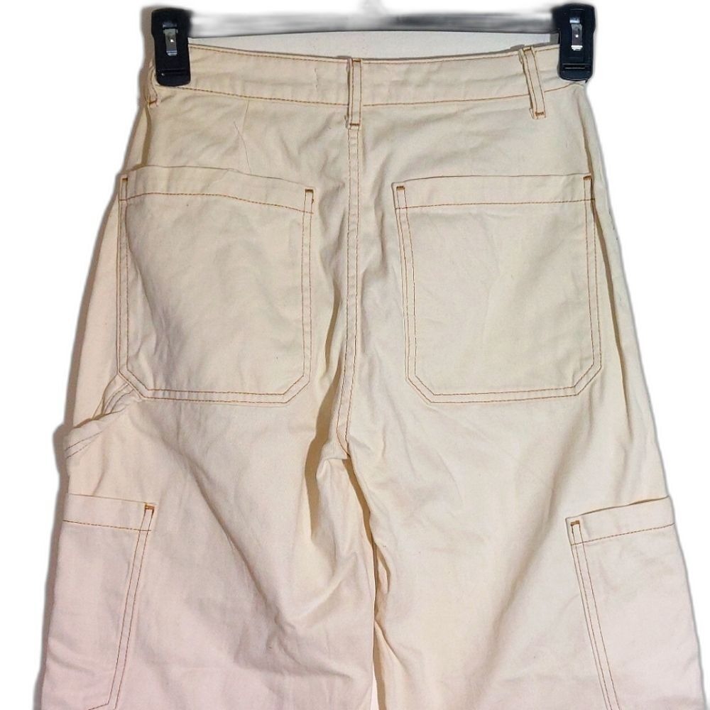 Denim Co. Women's 100% Cotton High Waist Wide Leg Cargo Jeans Cream Size 2 EUC - Picture 8 of 12